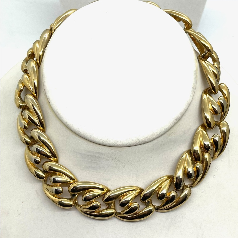 Vintage PEP Brand Gold tone Collar Necklace